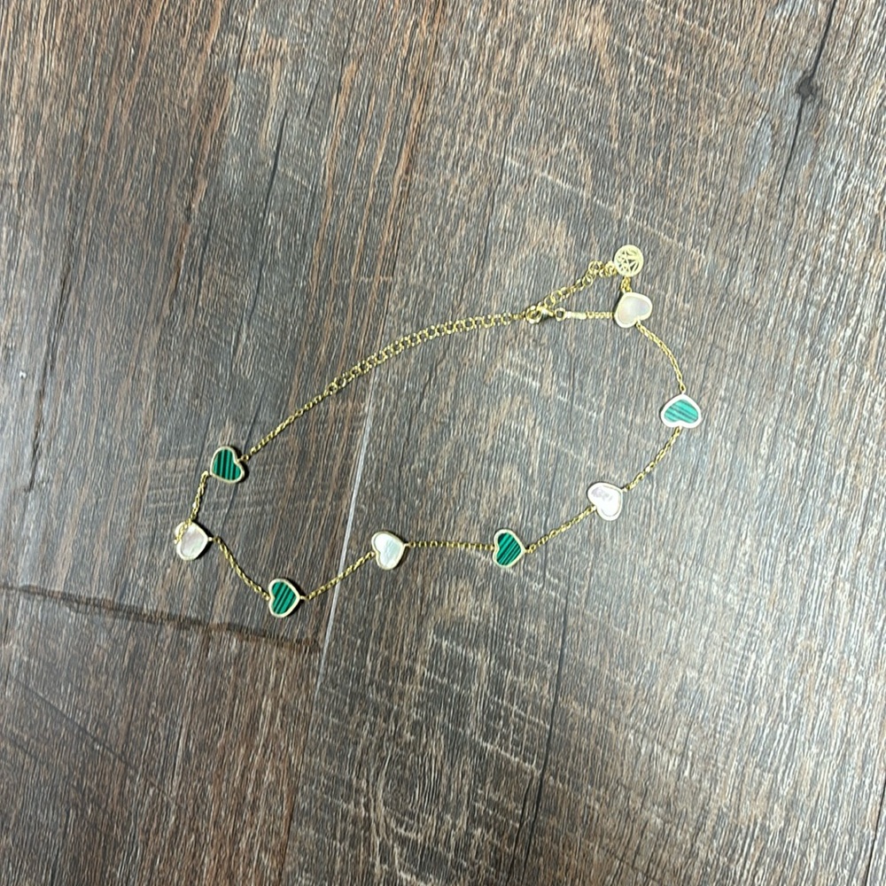 Gold-plated malachite and mother of pearl heart choker necklace